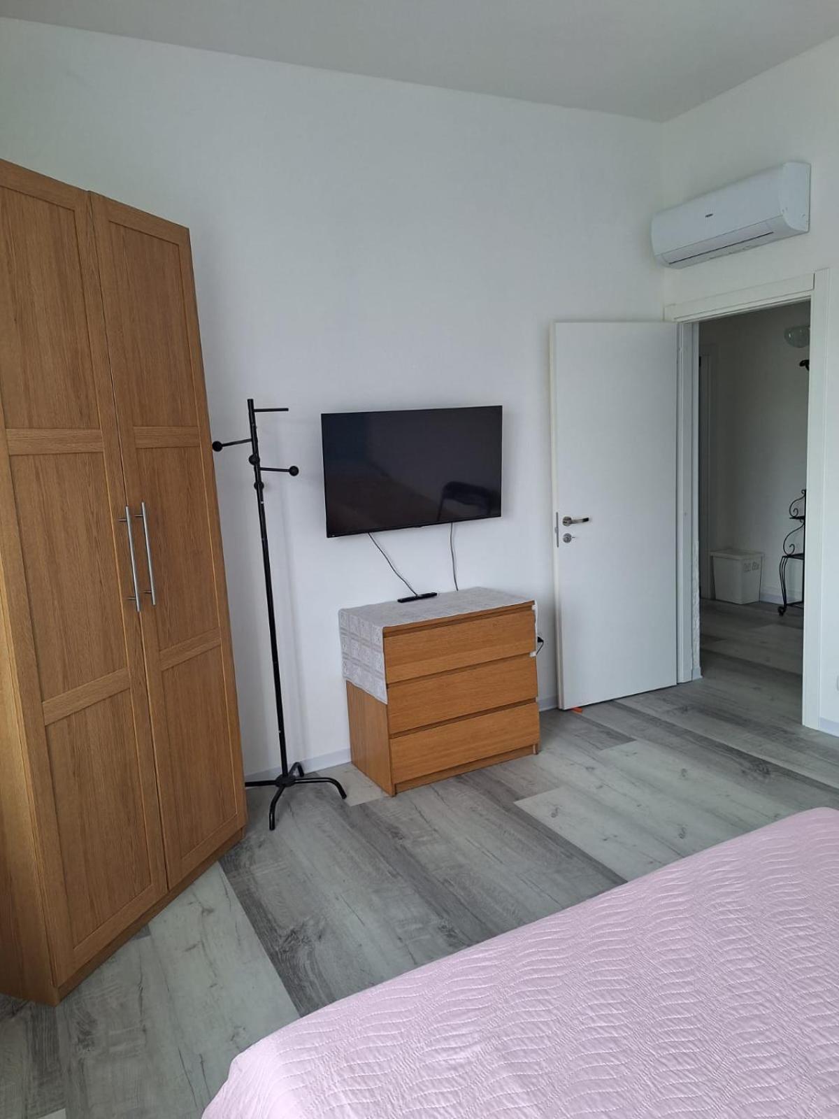 Giada Rooms เปสเคียรา เดล การ์ดา ภายนอก รูปภาพ