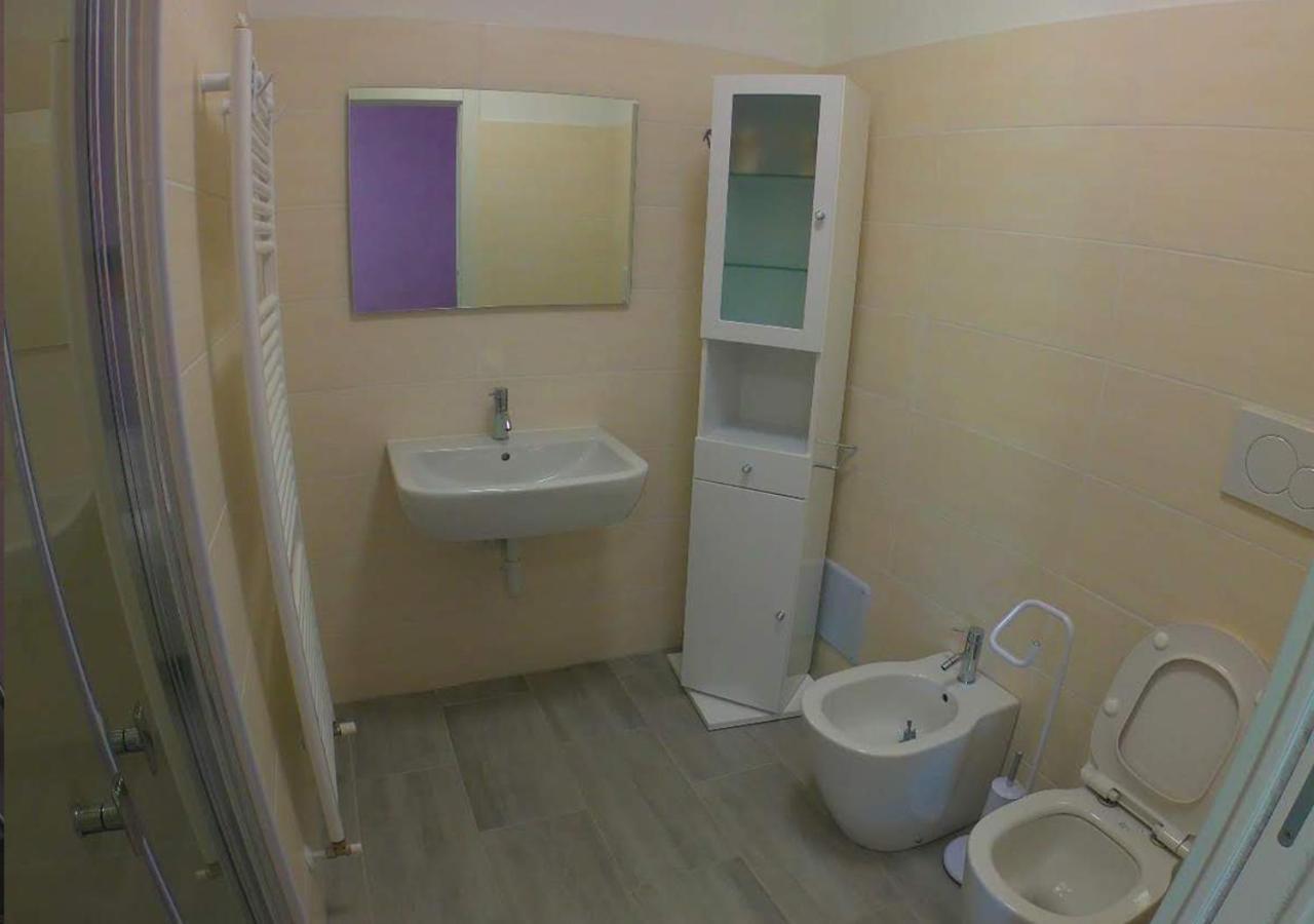 Giada Rooms เปสเคียรา เดล การ์ดา ภายนอก รูปภาพ